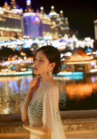 某天,小鸭巴士-理论片在线观看视频