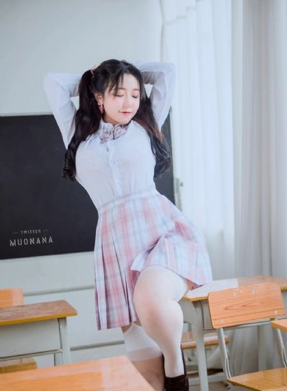 潘多拉与阿克比后篇:精灵与怪兽之街-吉吉影院迅雷电影在线