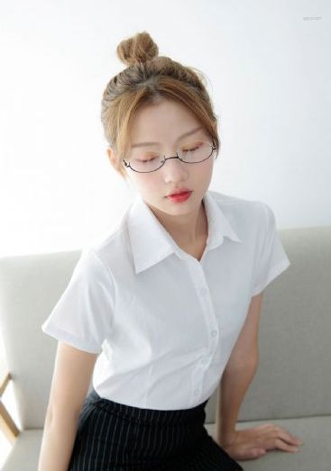 厂长夫人来自乡下-免费首播手机在线观看