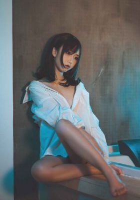 爱的小夜曲-午夜伦理欧美电影在线
